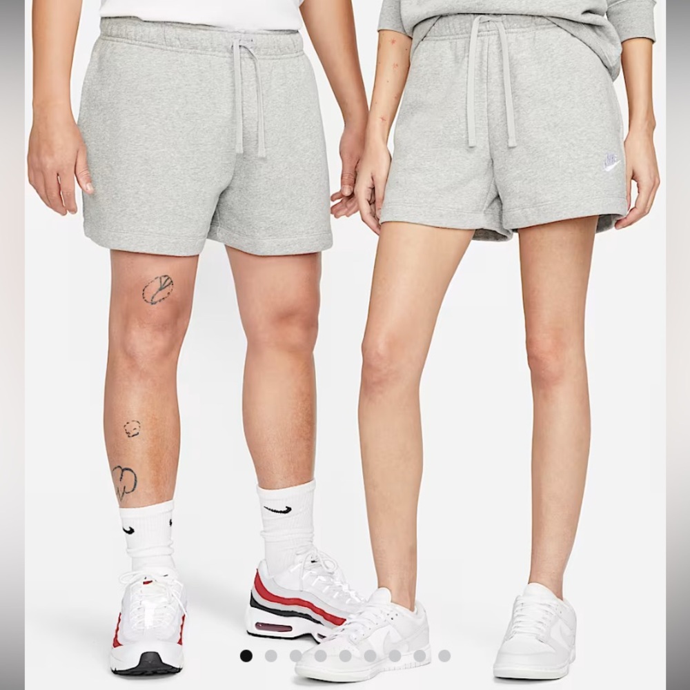 Nike Sportswear Club Fleece Women’s Mid-Rise Shorts